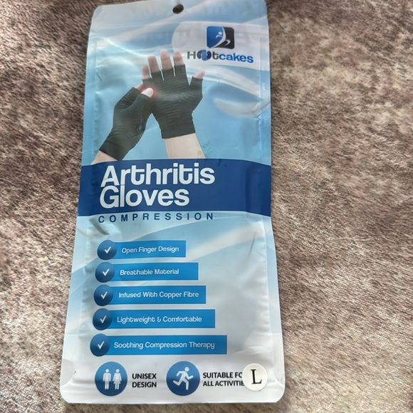 Hotcakes Copper-Infused Arthritis Support Gloves for Men and Women - Fingerless - Picture 4 of 4